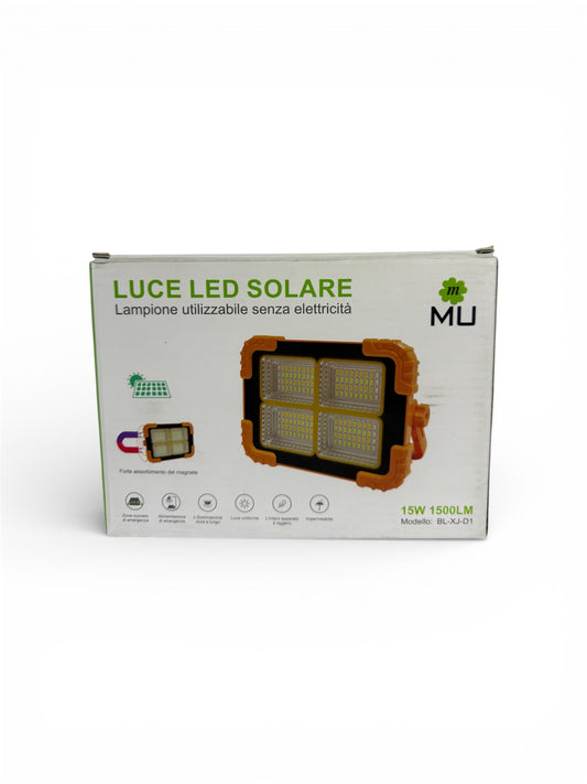 🔦 Faretto LED Solare Portatile 15W – 1500 Lumen con Magneti